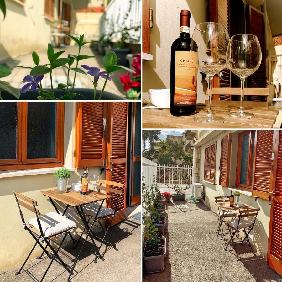 Open The Classic Wooden Shutters At A Cozy City Nest Флоренция Экстерьер фото